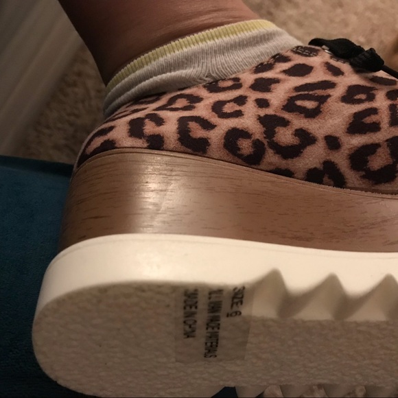💥LAST PAIR SIZE 6💥LEOPARD VEGAN SUEDE SNEAKER🐆 - Picture 8 of 8
